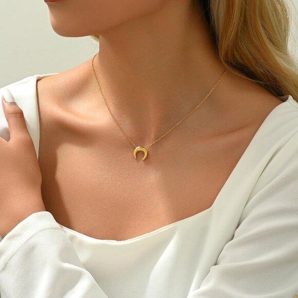 ⚡Gold Necklace for Women 18K Gold Plated Crescent Moon Sun Shoe Horn Pendant - Picture 2 of 7